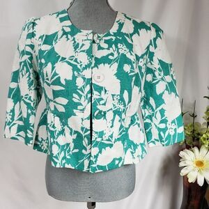 NWOT Gorgeous Chadwicks Seafoam Green Coat with Flower Pattern. Size 4